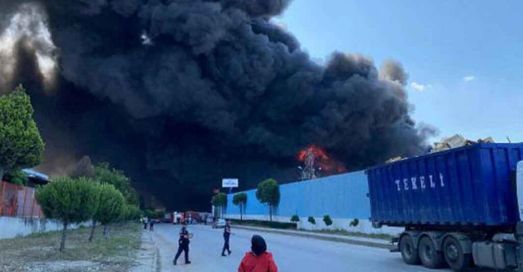 tekeli geri dönüşüm fabrikası manisa