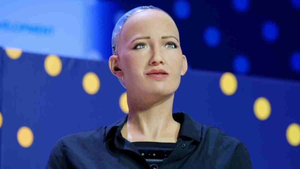 ROBOT SOPHIA NEDEN KAPATILDI