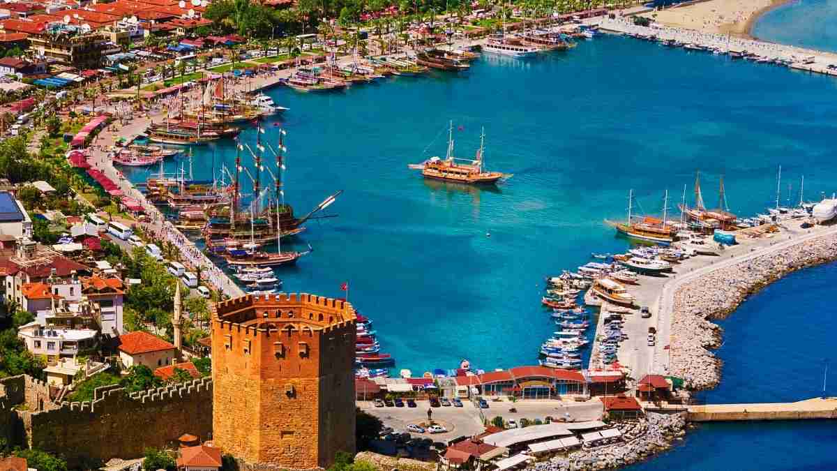 Alanya Tatil Yerleri: Akdeniz’in İncisi