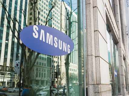 Samsung, Telefon Konuşmalarını Gerçek Zamanlı Çevirebilen Yeni Özelliğini Tanıttı