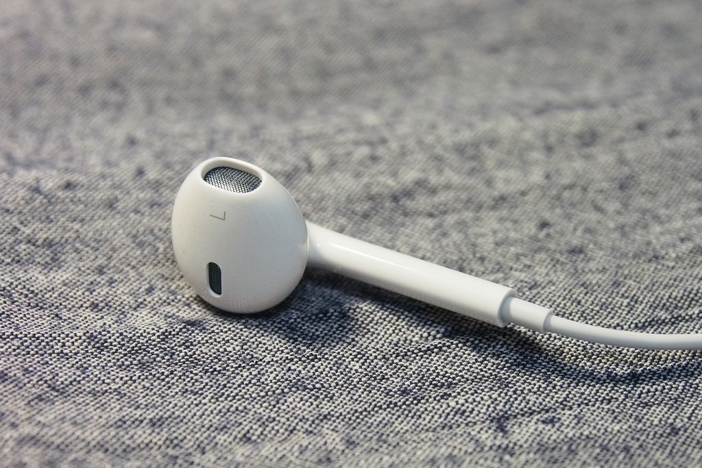 Apple EarPods için Pratik Özellikler