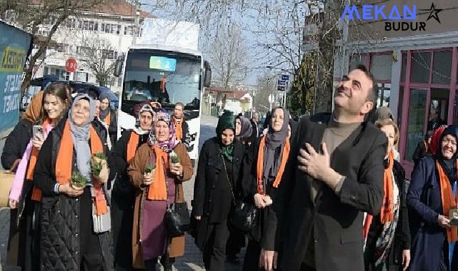 Başkan Özlü’ye Yeniköy Merkez Mahallesi’nde Sevgi Seli