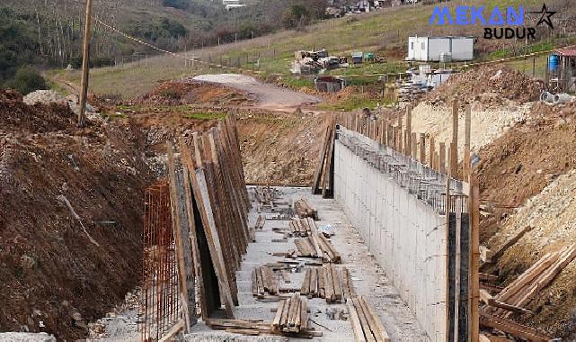 Derince’de Dere Islah Çalışması Yapılıyor