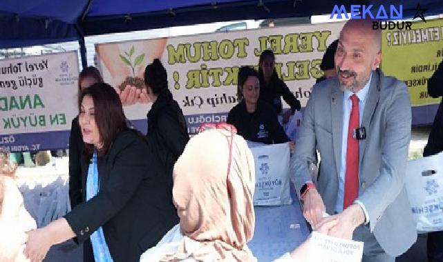 Aydın Büyükşehir Belediye Başkanı Özlem Çerçioğlu, Söke Belediye Başkanı Mustafa İberya Arıkan ile birlikte Söke’de vatandaşlarla bir araya geldi