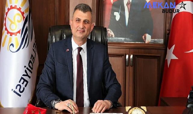 Gölcük Belediye Başkanı Ali Yıldırım Sezer, yayınladığı mesajda, “18 Mart Şehitleri Anma Günü ve Çanakkale Deniz Zaferi’nin 109. yıl dönümü kutlu olsun” dedi