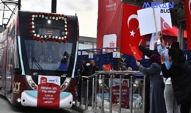 İzmir’in tramvay filosu büyüyor