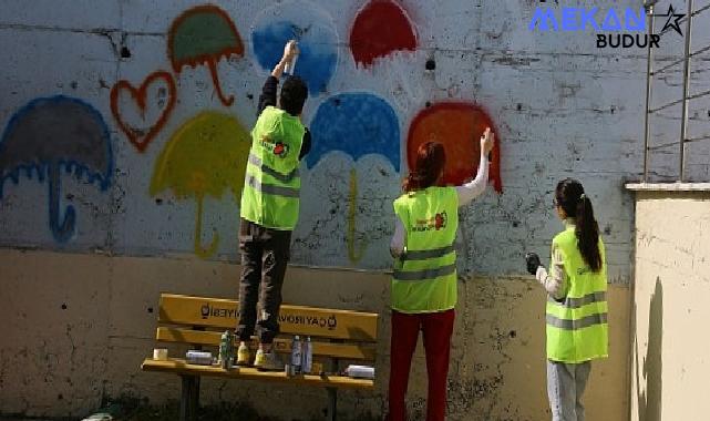 Kocaeli Gönüllüleri anaokulu duvarlarını boyadı