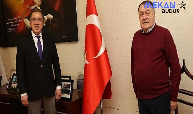 Nevşehir Belediye Başkanı Dr. Mehmet Savran, Gümrük ve Turizm İşletmeleri A.Ş. Yönetim Kurulu Başkanlığı görevine yeniden seçilen M.Arif Parmaksız’ı tebrik etti