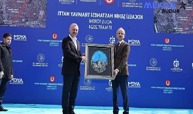 Şehir Hastanesi Tramvay Hattı törenle açıldı