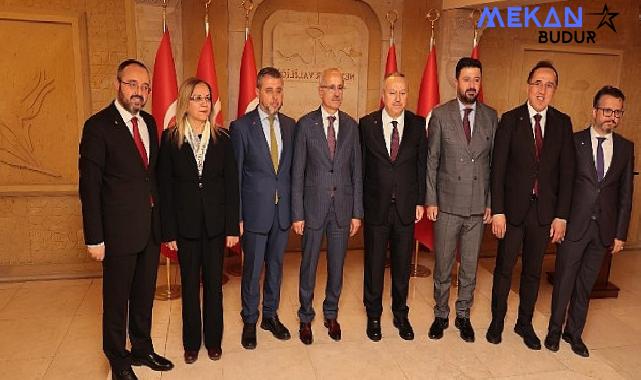 Ulaştırma ve Altyapı Bakanı Abdulkadir Uraloğlu, çeşitli inceleme ve temaslarda bulunmak üzere Nevşehir’e geldi