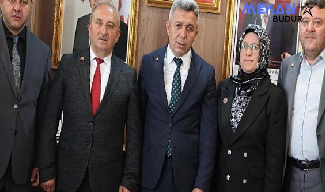 Göreve gelmesinin ardından ziyaretçilerini kabul etmeye devam eden Kandıra Belediye Başkanı Erol Ölmez, Kandıra’da görev yapan muhtarlarla kahvaltı programında bir araya geldi