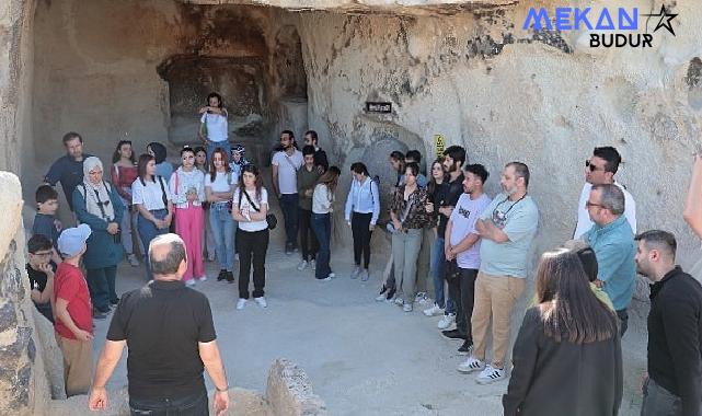 Nevşehir Hacı Bektaş Veli Üniversitesi (NEVÜ) Turizm Fakültesi öğrencileri, Kayaşehir ve Meryem Ana Kilisesi’ni gezdi