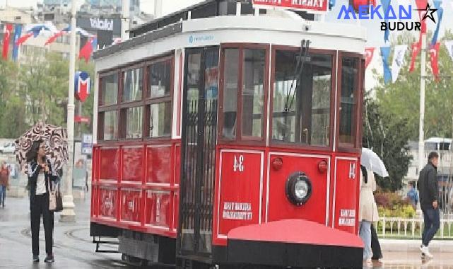 Taksim ve İstiklal Caddesi’nin simgelerinden nostaljik tramvayın yerine elektrik enerjisi ile çalışan bataryalı tramvay geliyor