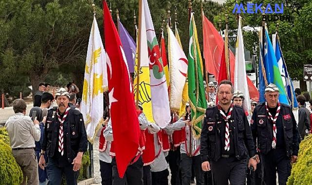 60 ilden 3 bine yakın izci Çanakkale’de ‘Dedeciğim ben geldim!’ diyerek yürüdü