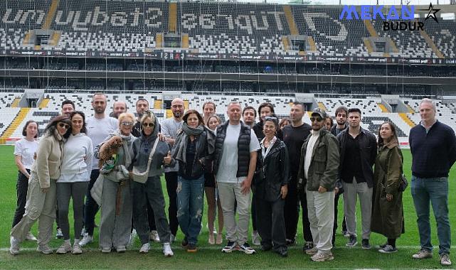 Ajda Pekkan’ın 12 Haziran’da Beşiktaş Stadyumu’nda gerçekleştireceği konserle ilgili hazırlıklar tüm hızıyla devam ediyor