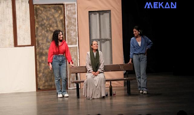 Aydın Büyükşehir Belediyesi, Aydınlıları birbirinden güzel tiyatro oyunlarıyla buluşturmaya devam ediyor