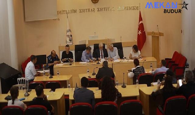 Burhaniye Belediyesi, maaş promosyon ihalelerini Burhaniye Belediyesi Meclis Toplantı Salonu’nda düzenlenen ihale ile tamamladı