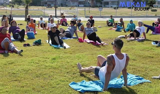 Burhaniye’de Özgürlük Parkı ve 8 Eylül Stadyumu’nda 14 Mayıs’tan itibaren alanında uzman eğitmenlerle sabah sporu başlıyor