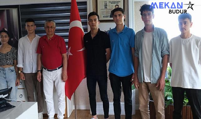 CHP Kemer Gençlik Kolları’ndan Başkan Topaloğlu’na ziyaret