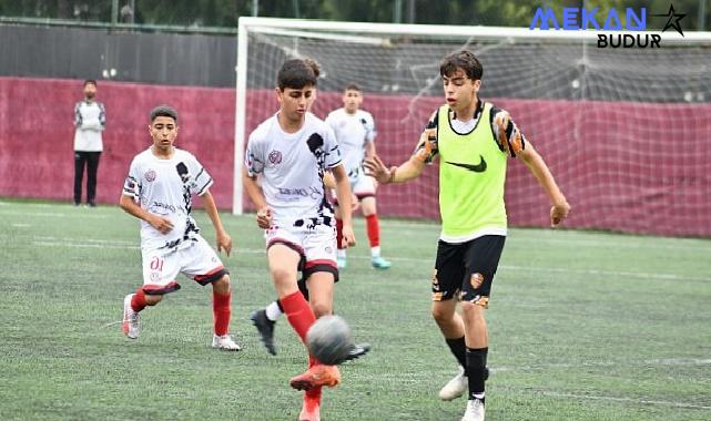 Çiğli’de 19 Mayıs Kutlamaları Futbol Turnuvası ile Başladı