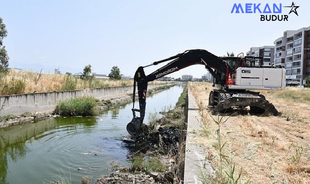 Çiğli’de Detaylı Çevre Temizliği Sürüyor