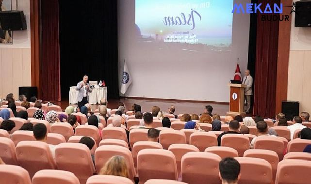 EÜ’de “Din ve Değer Olarak İslam” konferansı düzenlendi