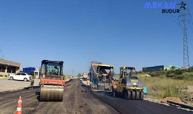 Gebze Pelitli Yolu Caddesine asfalt