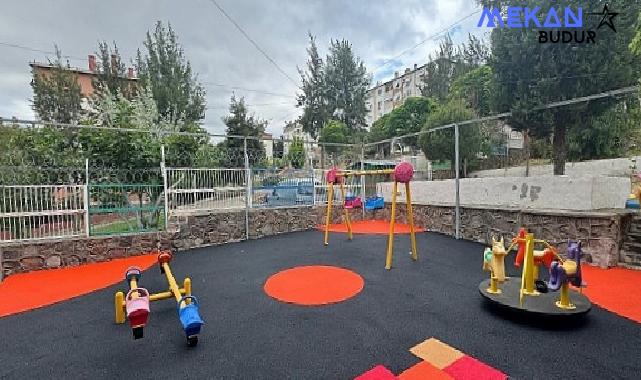 İzmir’in parkları yeniden doğuyor