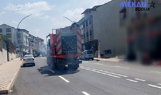 Körfez Mevlana Caddesi’nde yol çizgileri de tamam