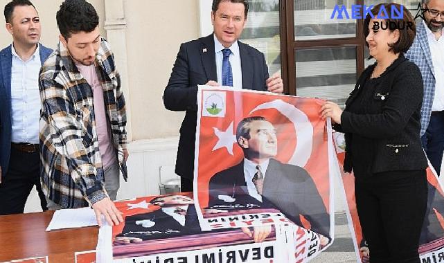 Osmangazi, Ata posterleri ile donatılıyor