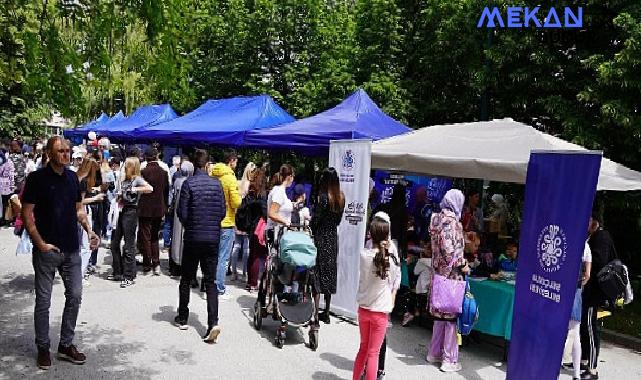Selçuklu Belediyesi, her yıl Bosna Hersek’in Saraybosna ve Zenica şehirlerinde düzenlenen “Türkiye Günleri Çocuk Şenliği”nde