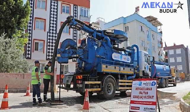 ASAT Teomanpaşa’da kanalizasyon hatlarını temizliyor