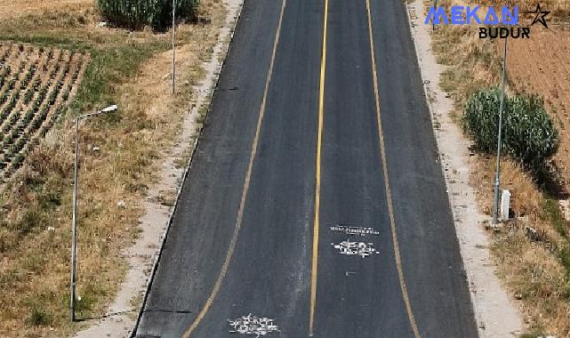 Aydın Büyükşehir Belediyesi, kent genelinde eş zamanlı olarak sürdürülen yol yapım çalışmalarına devam ediyor