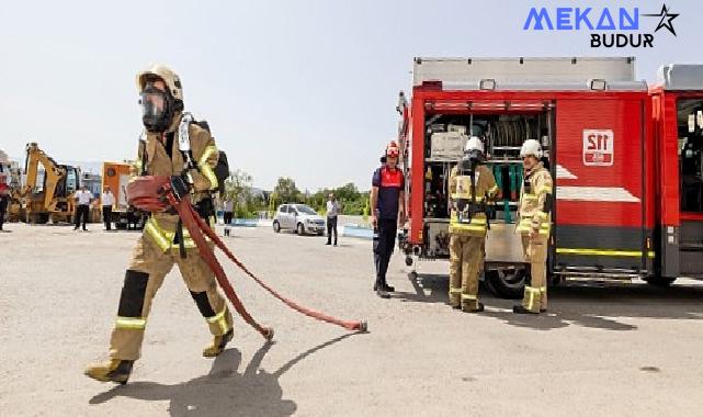 İzmir İtfaiyesi’nden yangın tatbikatı