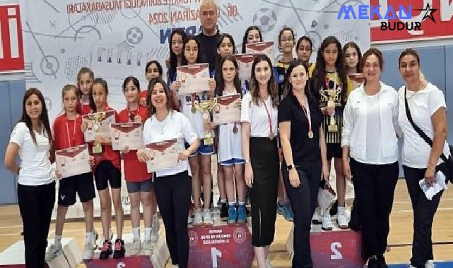 Osmangazili badmintonculardan Türkiye şampiyonluğu