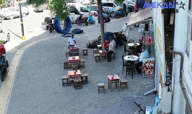 Sivas Belediyesi Zabıta Müdürlüğü ekipleri kentteki kaldırım işgalinin önüne geçmek adına denetimlerini sıklaştırdı