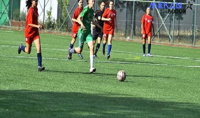 U13-U15 Kız Futbol Ligi’nde ilk düdük çaldı