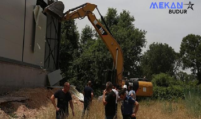 Ürünlü ve Alaaddinbey’de kaçak yapılara müdahale