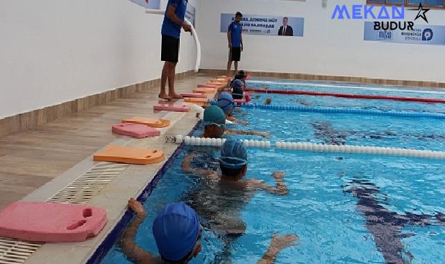 Antalya Büyükşehir Belediyesi’nin yaz spor kurslarına yoğun ilgi var