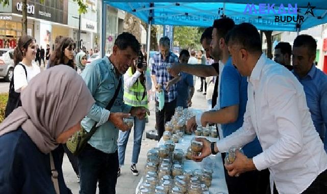 Büyükşehir 12 ilçede aşure dağıtacak