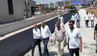 Büyükşehir’den Döşemealtı Devlet Hastanesi yoluna sıcak asfalt
