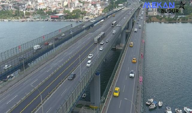 İstanbul Büyükşehir Belediyesi Haliç Köprüsü metrobüs yolundaki asfalt yenileme çalışmasını bitirdi