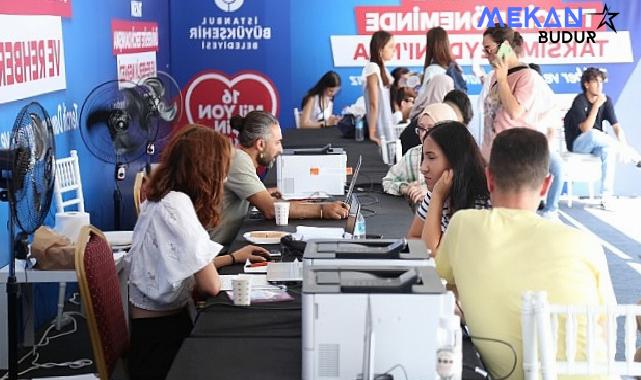 İstanbul Büyükşehir Belediyesi’nin Tercih Danışma ve Rehberlik Merkezleri, YKS’ye giren gençlere bu yıl da ücretsiz danışmanlık hizmeti verecek