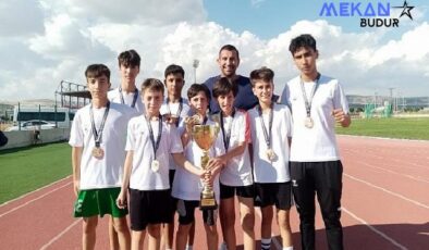 Karşıyaka’nın atletizm takımı Türkiye şampiyonu!