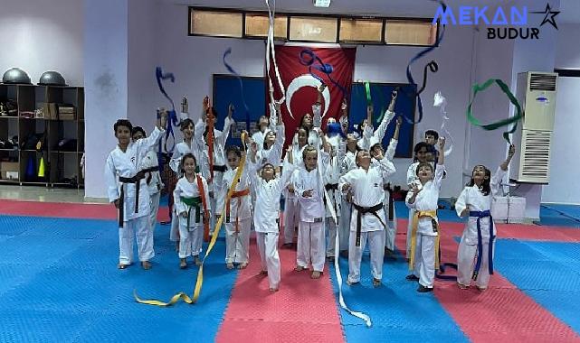 Kemer Belediyesi Karate Takımı kuşak atladı