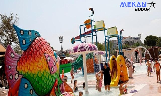 Aydın Büyükşehir Belediyesi tarafından Aydın’a kazandırılan Tekstil Park içerisindeki aquapark bu yıl da çocukların akınına uğruyor