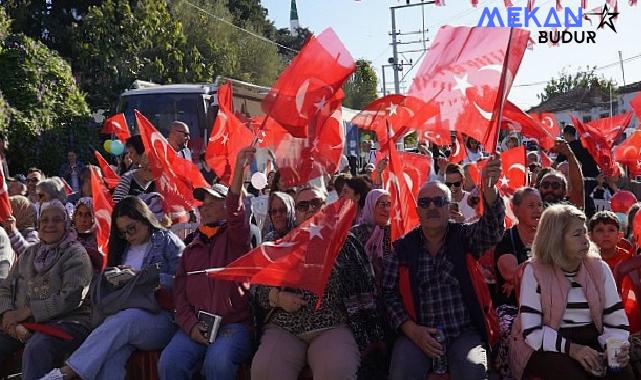 Çeşme Germiyan’da Cumhuriyet coşkusu “Bu gurur bizim”