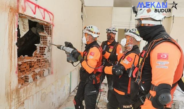 İzmir depreminin yıl dönümünde Buca Belediyesi’ne teşekkür belgesi