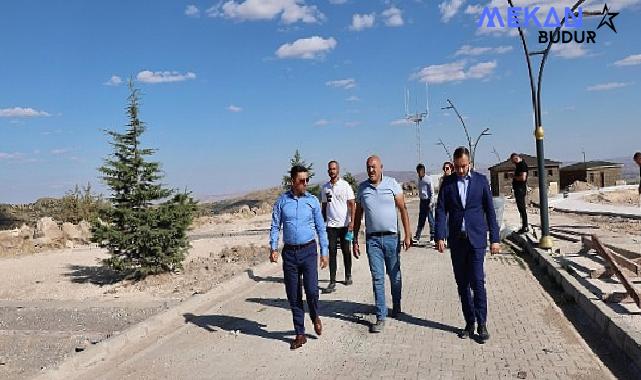 Nevşehir Belediyesi tarafından yıllardır atıl vaziyette kalan Kahveci Dağı rekreasyon alanındaki çalışmalar tüm hızıyla sürüyor.