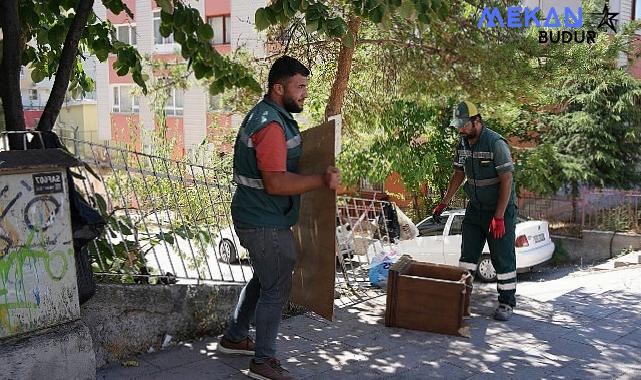 Temiz Sokak sloganıyla 51 mahalle yıkanıyor